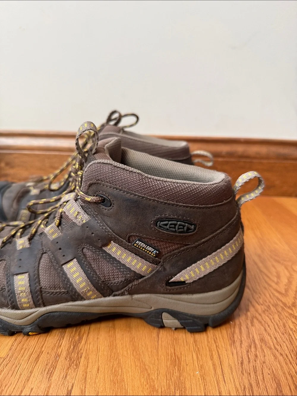 Keen Siskiyou Waterproof Hiking Boots Keen Dry Outdoors Brown Men’s Size 9